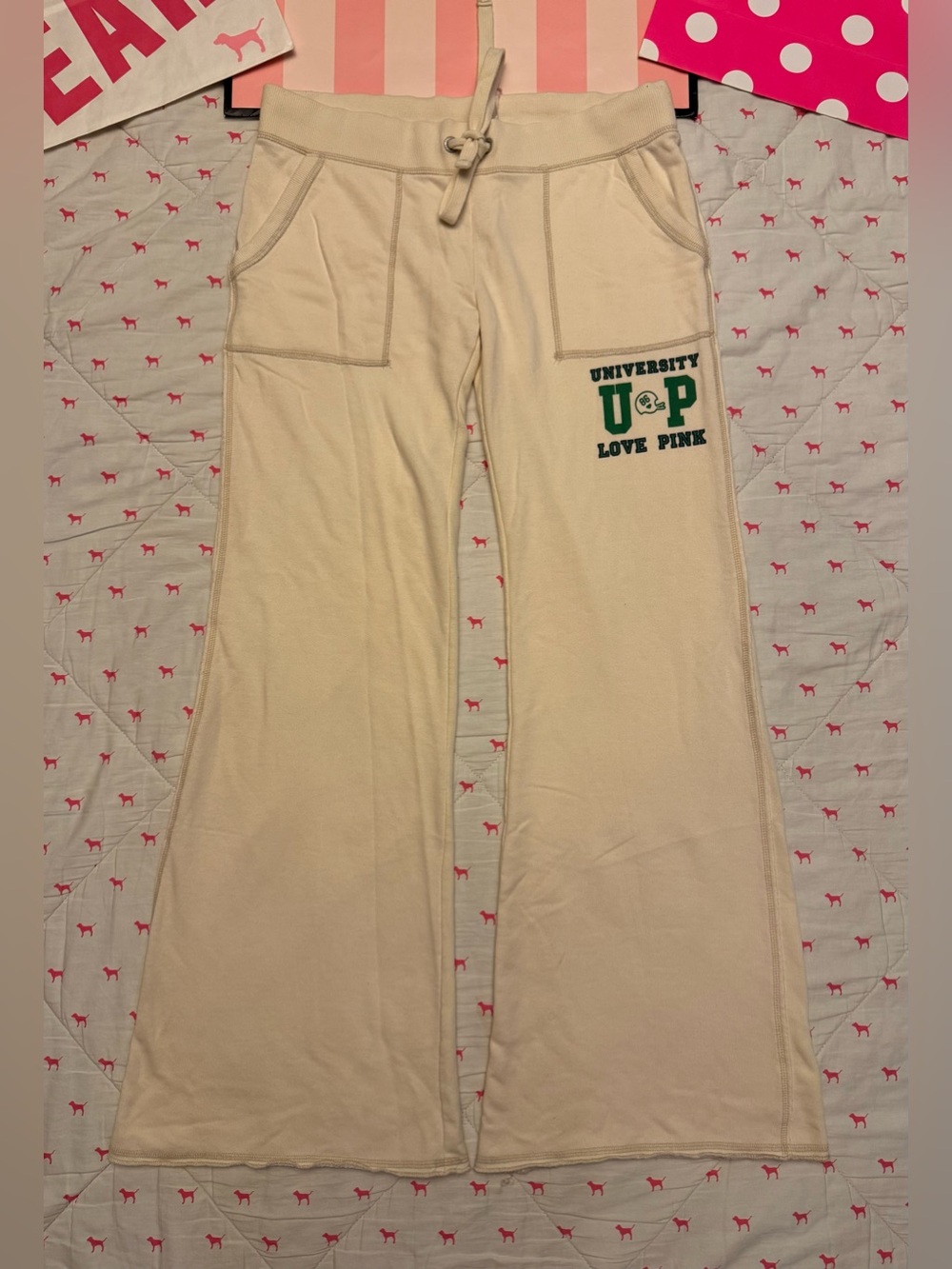 VS PINK VINTAGE Y2K FLARE SWEATPANTS CREAM UNIVERSITY LOVE PINK PATCH LOGO HTF M